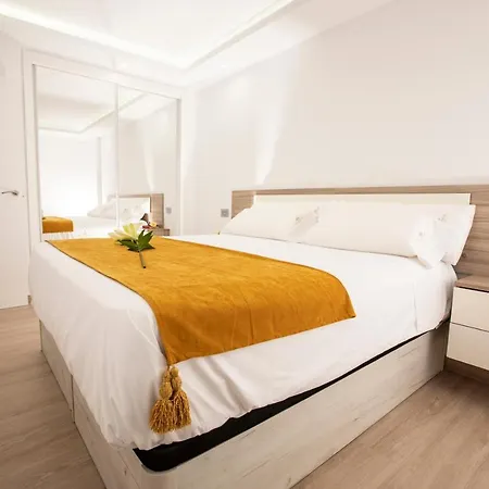 Luxury Boutique In Torres Del Sol Playa de las Américas