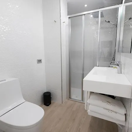 Luxury Boutique In Torres Del Sol *