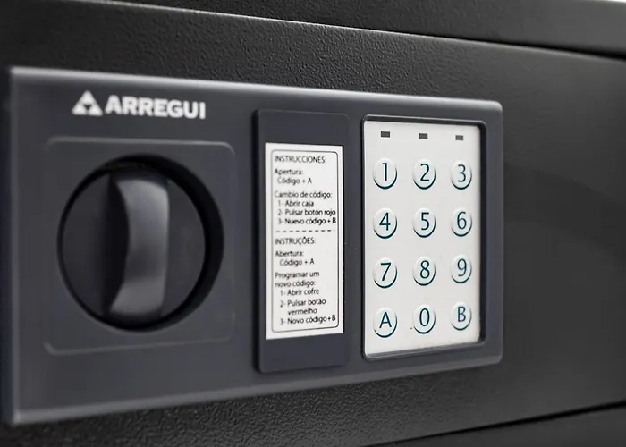 Luxury Boutique In Torres Del Sol